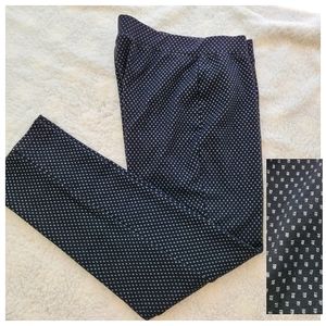 Onque Casuals. Knit Pant. Medium.